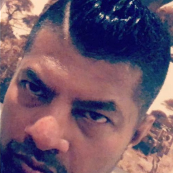 Meet your Posher, Sean - Picture 4 of 10